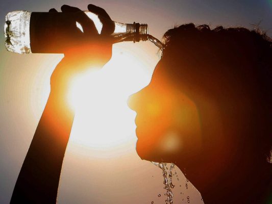 ماندگاری هوای داغ در مشهد تا پایان هفته