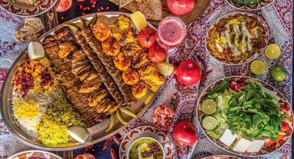 کیفیت و تنوع غذایی؛ عاملی مؤثر در انتخاب مشهد به‌عنوان مقصد سفر